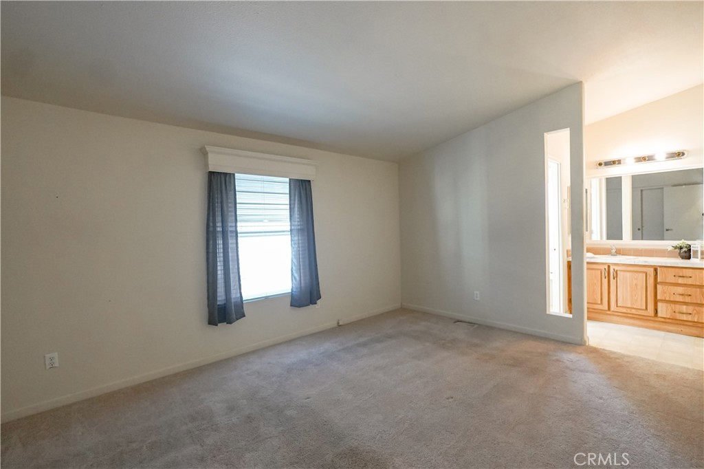 2240 Golden Oak Ln #147, Merced, CA 95341