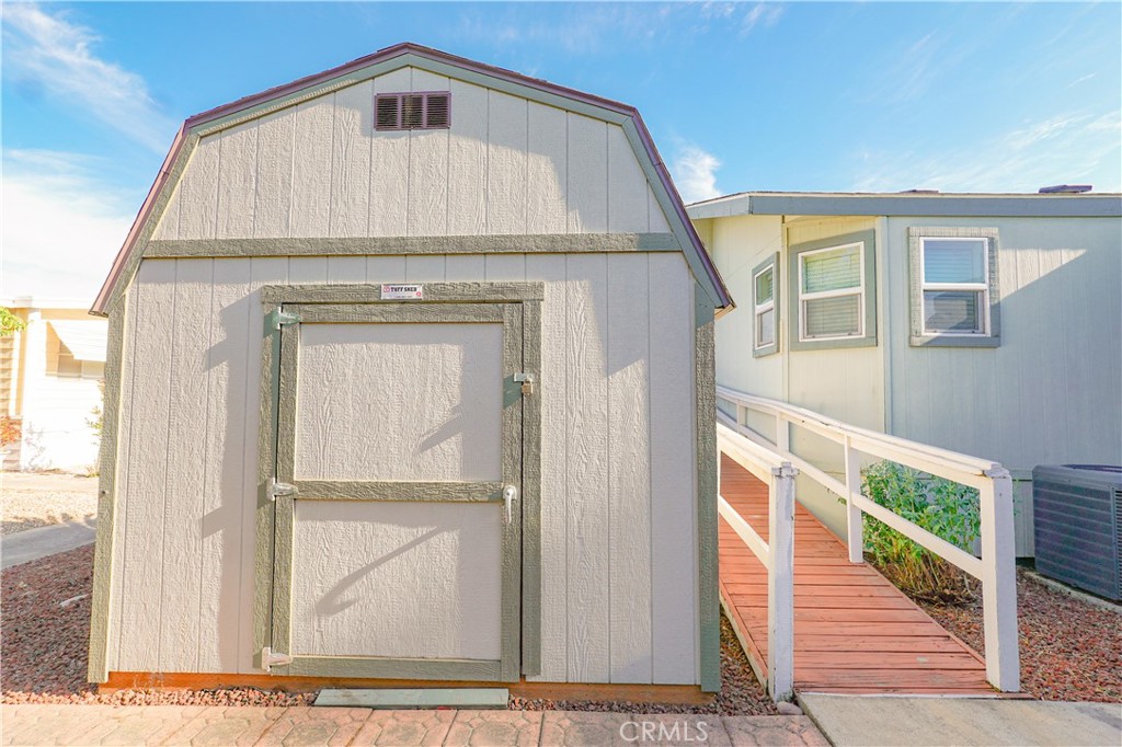 2240 Golden Oak Ln #147, Merced, CA 95341