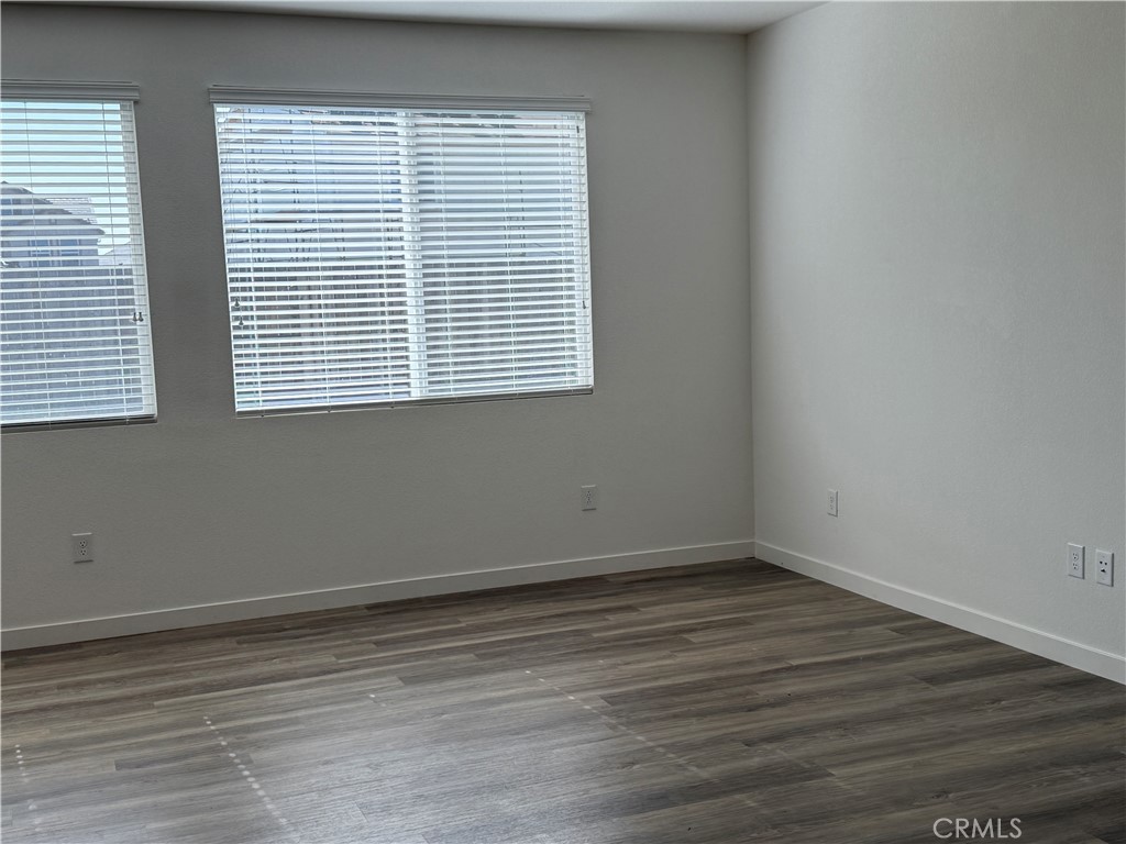 1858 Morro Ct, Los Banos, CA 93635