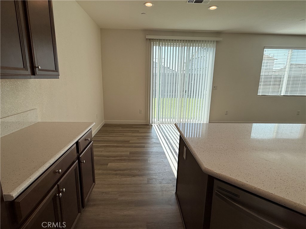 1858 Morro Ct, Los Banos, CA 93635