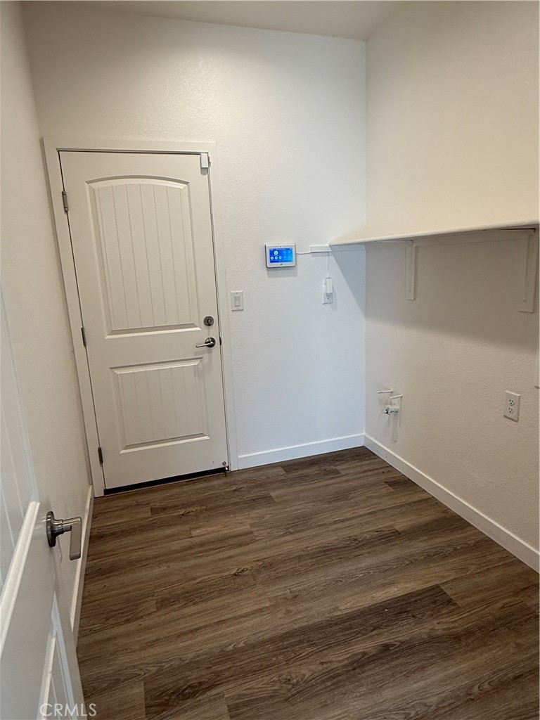 1858 Morro Ct, Los Banos, CA 93635