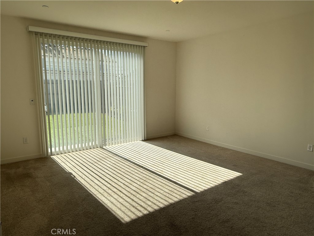 1858 Morro Ct, Los Banos, CA 93635