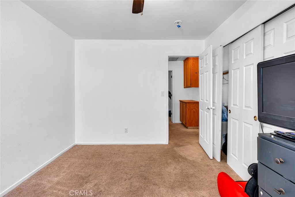 1928 Davis Dr, Los Banos, CA 93635