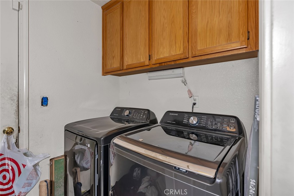 1928 Davis Dr, Los Banos, CA 93635