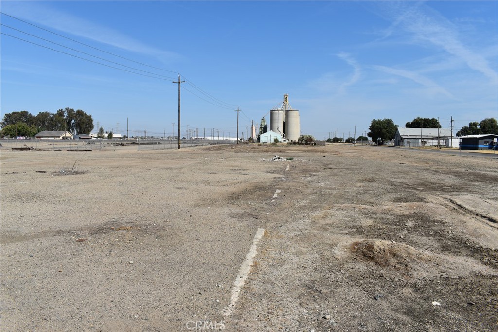 430 Front, Chowchilla, CA 93610