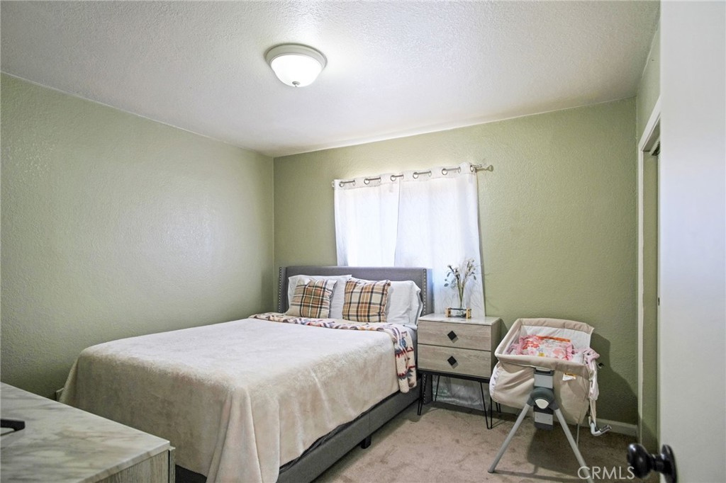 7638 Walnut Ave, Winton, CA 95388