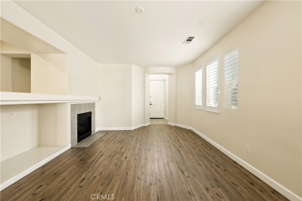 1207 Strawberry Dr, Merced, CA 95348