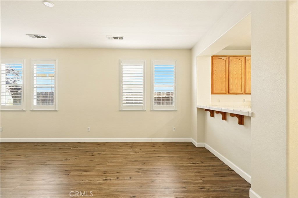 1207 Strawberry Dr, Merced, CA 95348