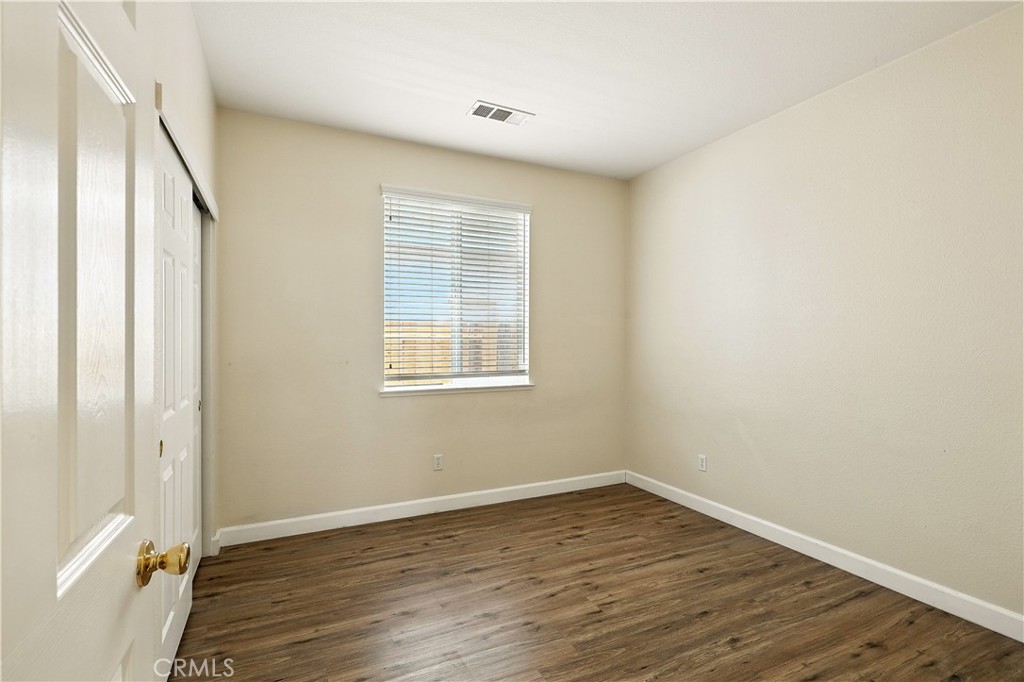 1207 Strawberry Dr, Merced, CA 95348