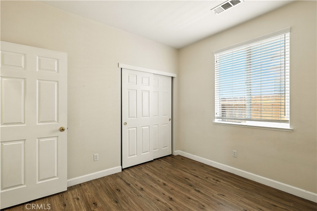 1207 Strawberry Dr, Merced, CA 95348