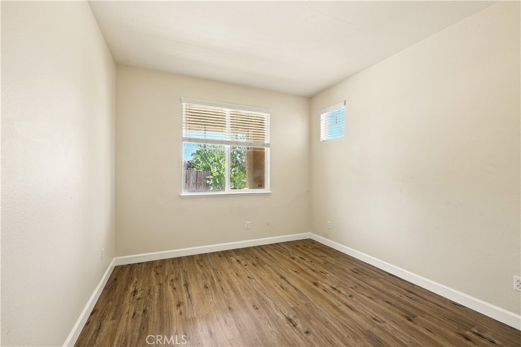 1207 Strawberry Dr, Merced, CA 95348