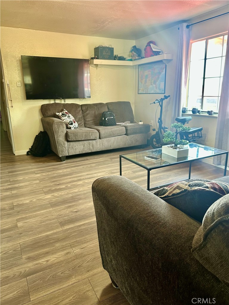 2355 Atwater Blvd #1, Atwater, CA 95301