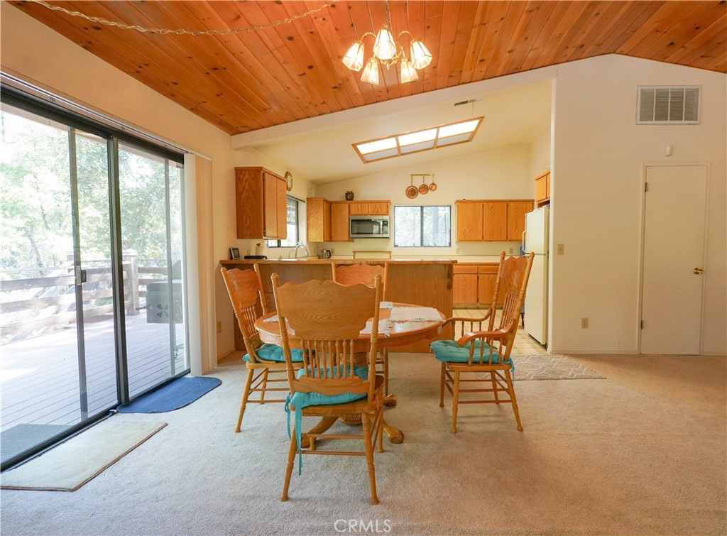 5990 Sugar Pine Dr, Coulterville, CA 95311