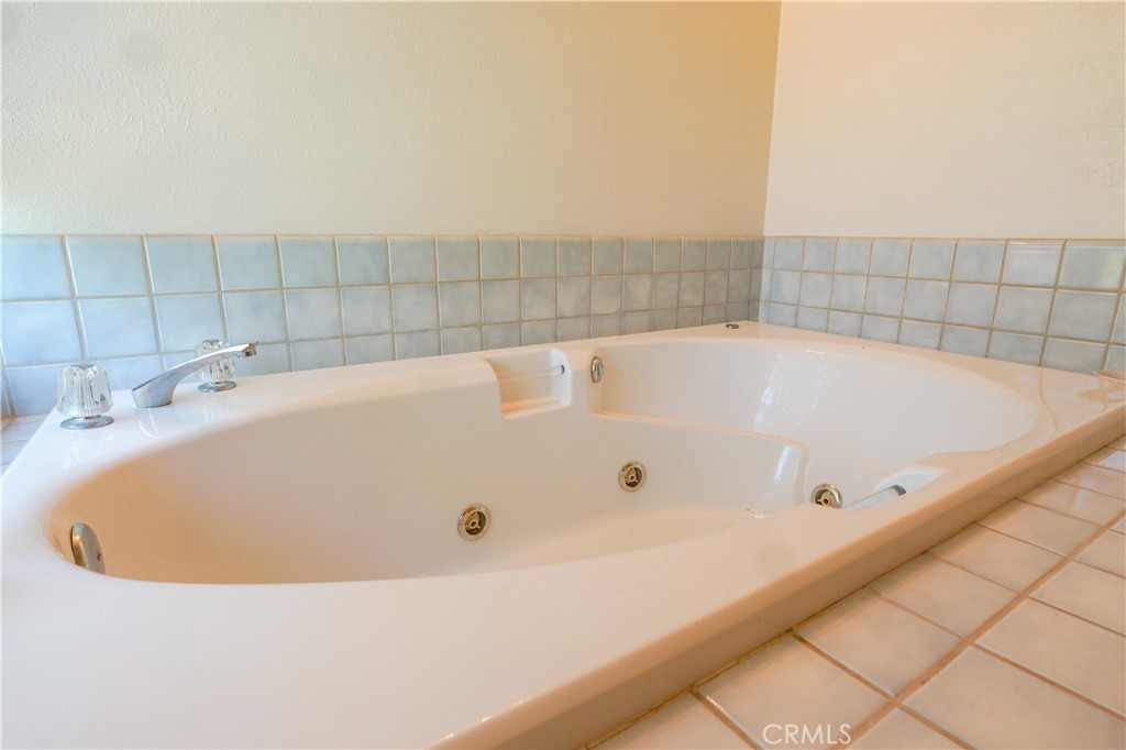 5990 Sugar Pine Dr, Coulterville, CA 95311