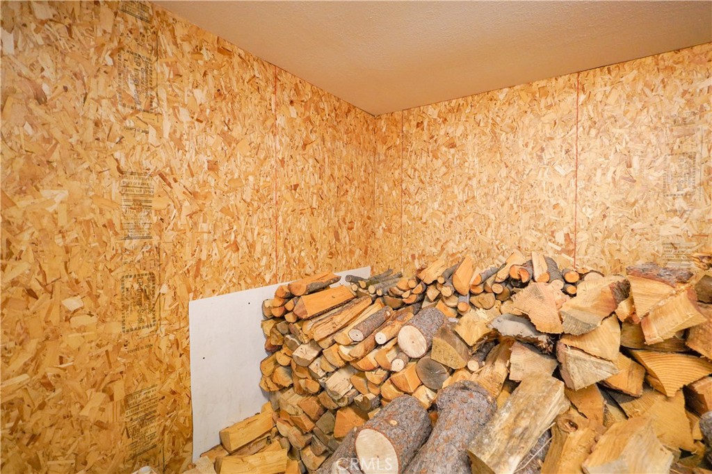 5990 Sugar Pine Dr, Coulterville, CA 95311