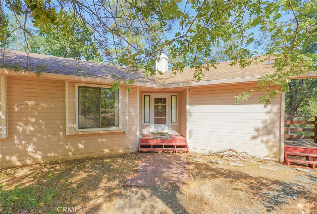 5990 Sugar Pine Dr, Coulterville, CA 95311