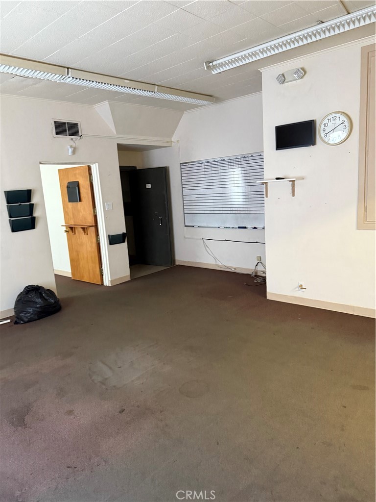 901 W Main St, Merced, CA 95340