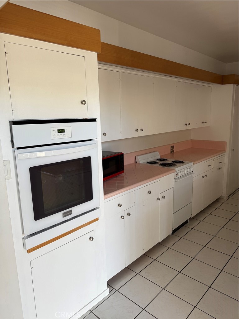 901 W Main St, Merced, CA 95340