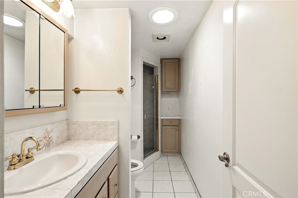 1011 Wyoming Dr, Merced, CA 95340