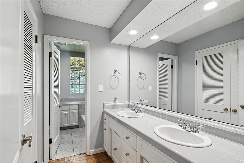 1011 Wyoming Dr, Merced, CA 95340