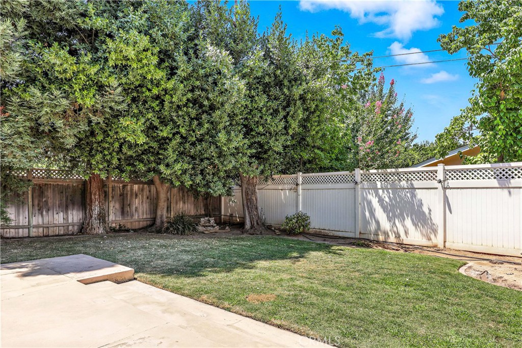 1011 Wyoming Dr, Merced, CA 95340