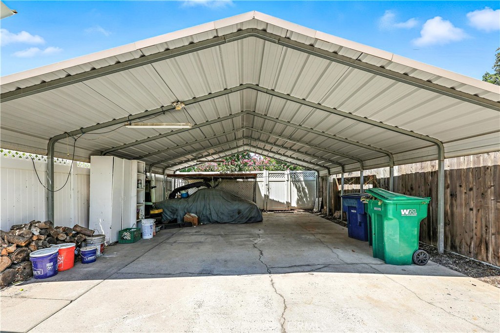 1011 Wyoming Dr, Merced, CA 95340