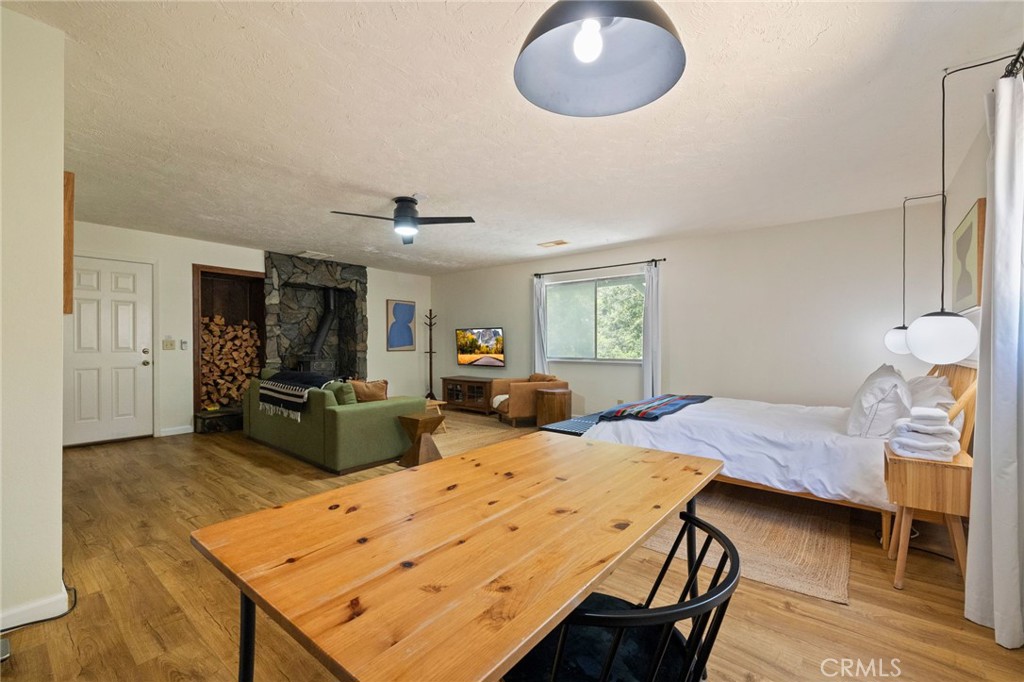 20018 Pine Mountain Dr, Groveland, CA 95321