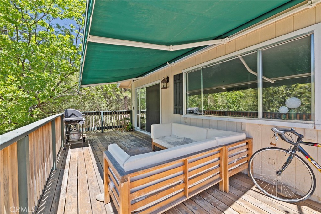 20018 Pine Mountain Dr, Groveland, CA 95321