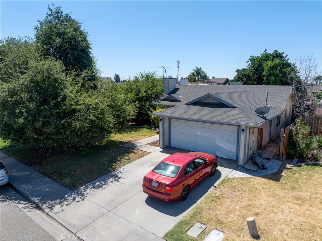 2064 Glenmoor Pl, Livingston, CA 95334