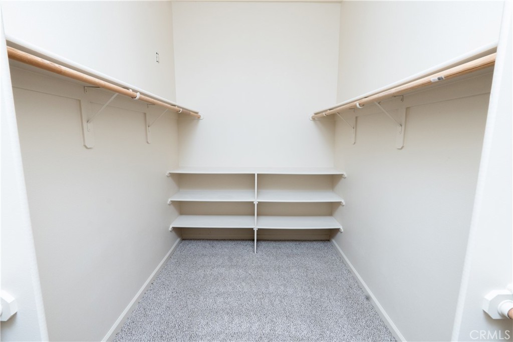 8185 Lakeshore Dr, Chowchilla, CA 93610