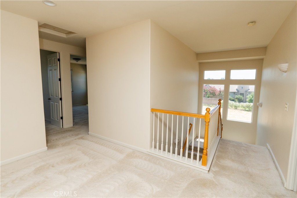 8185 Lakeshore Dr, Chowchilla, CA 93610