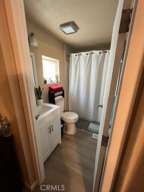 9513 Stanford Ave, Planada, CA 95365