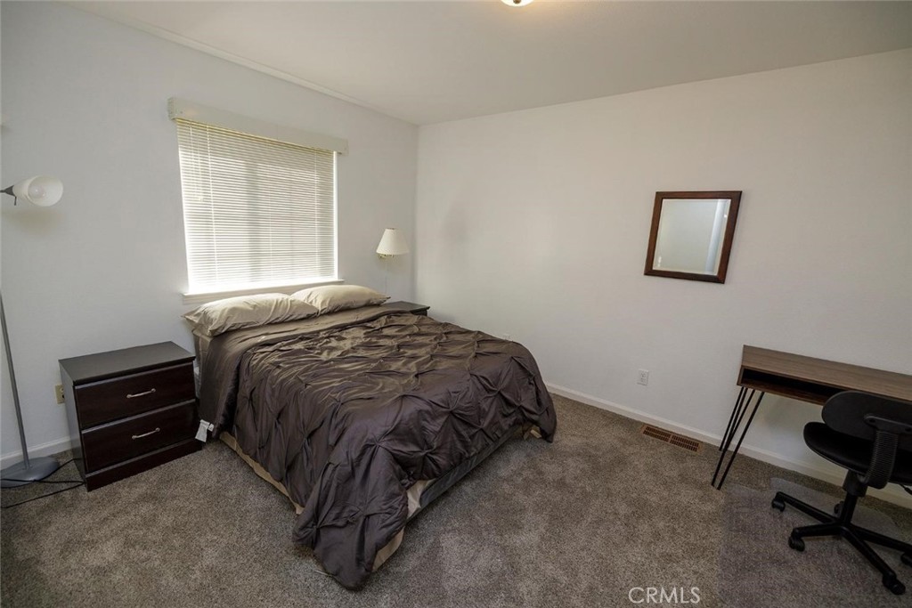 1674 Knoll Ct, Merced, CA 95340