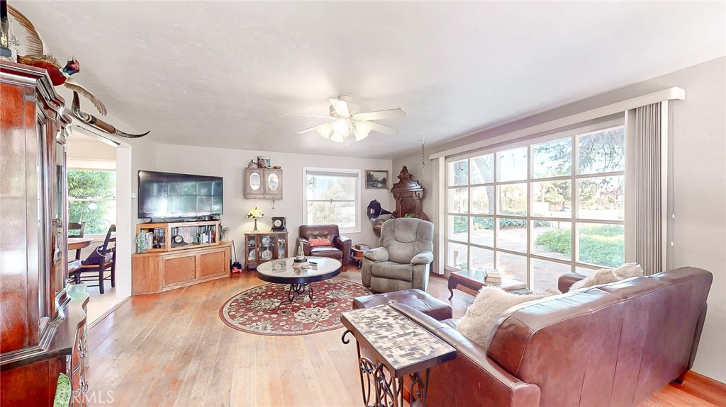 432 E Glenwood Ave, Turlock, CA 95380