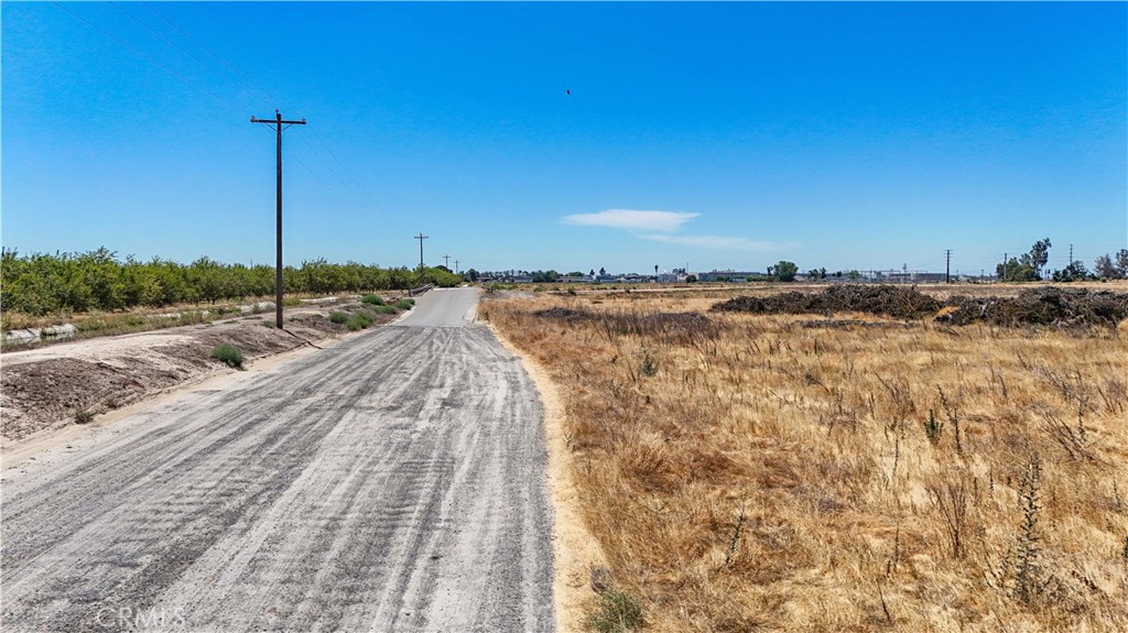 1777 Bird, Livingston, CA 95334