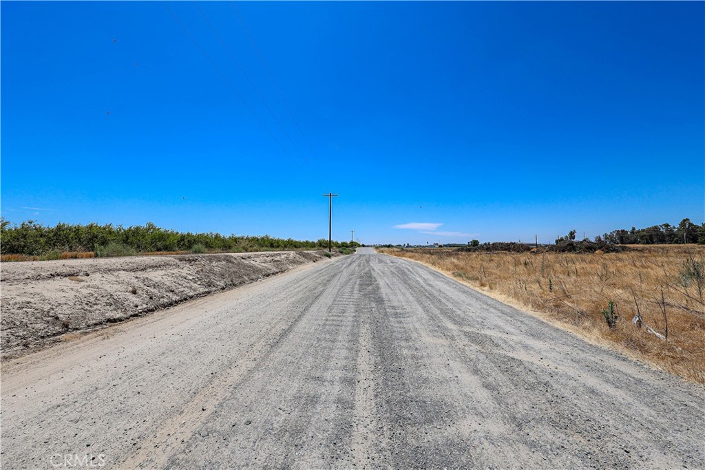 1777 Bird, Livingston, CA 95334