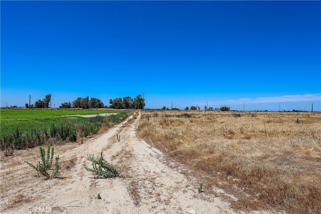 1777 Bird, Livingston, CA 95334