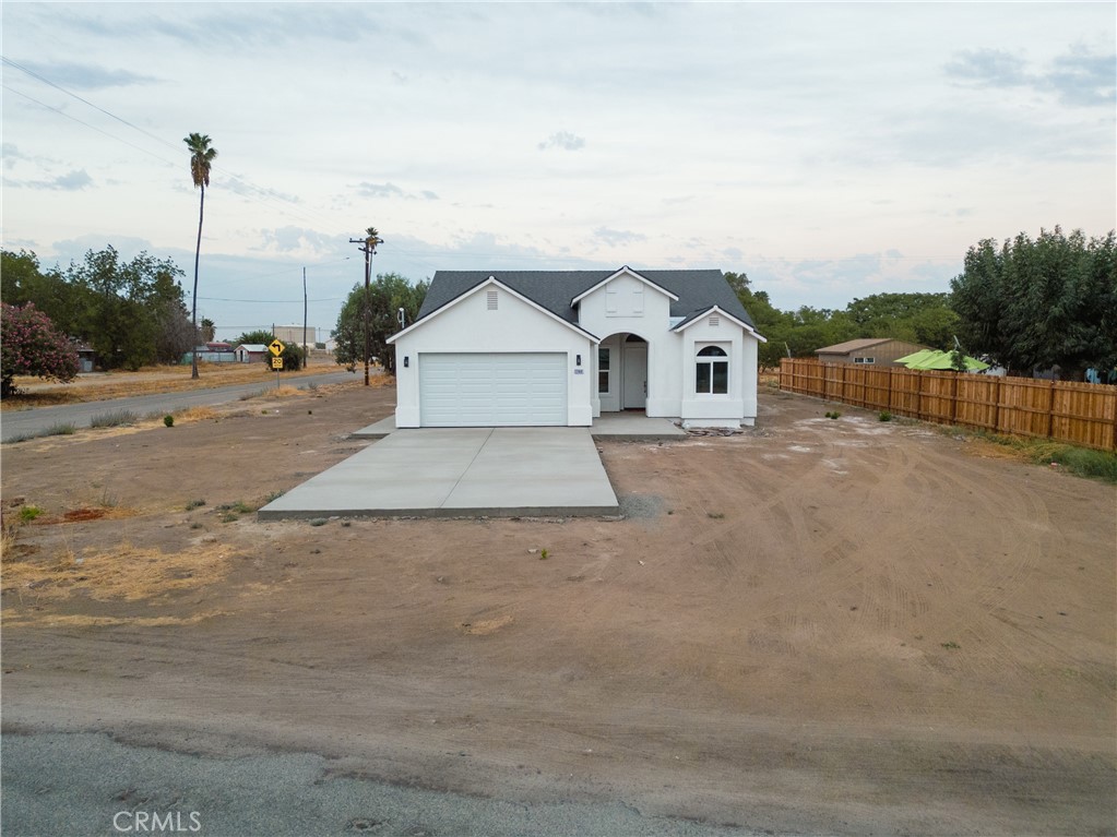 22441 Sinclair Dr, Chowchilla, CA 93610