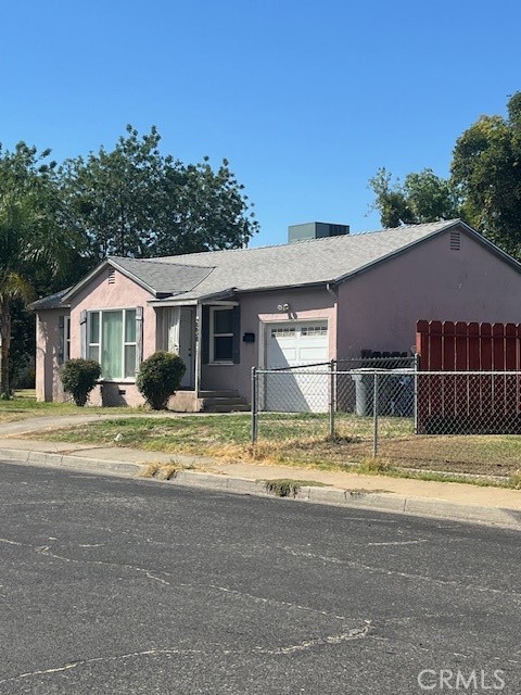 2238 Wood St, Merced, CA 95340