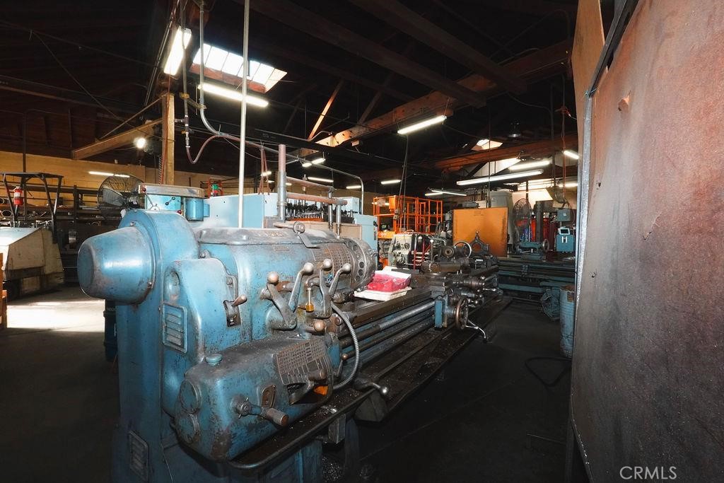 1106 G St, Modesto, CA 95354