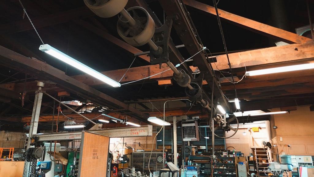 1106 G St, Modesto, CA 95354