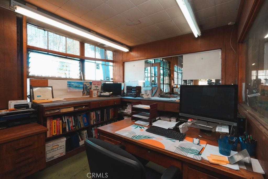 1106 G St, Modesto, CA 95354