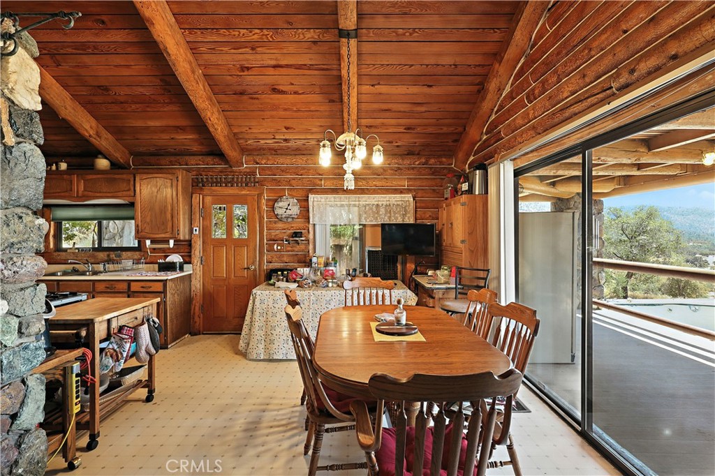 3013 Trower Rd, Catheys Valley, CA 95306