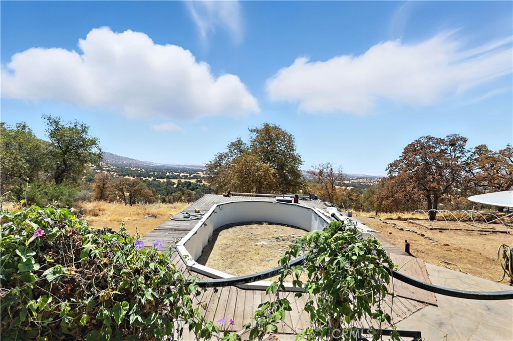 3013 Trower Rd, Catheys Valley, CA 95306