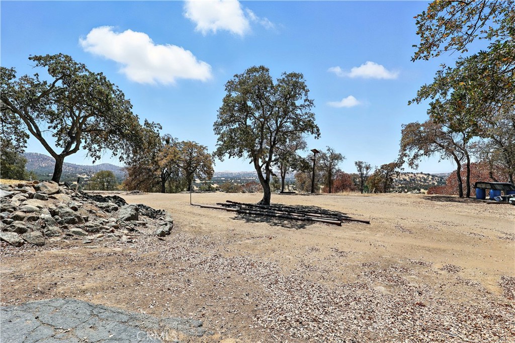 3013 Trower Rd, Catheys Valley, CA 95306