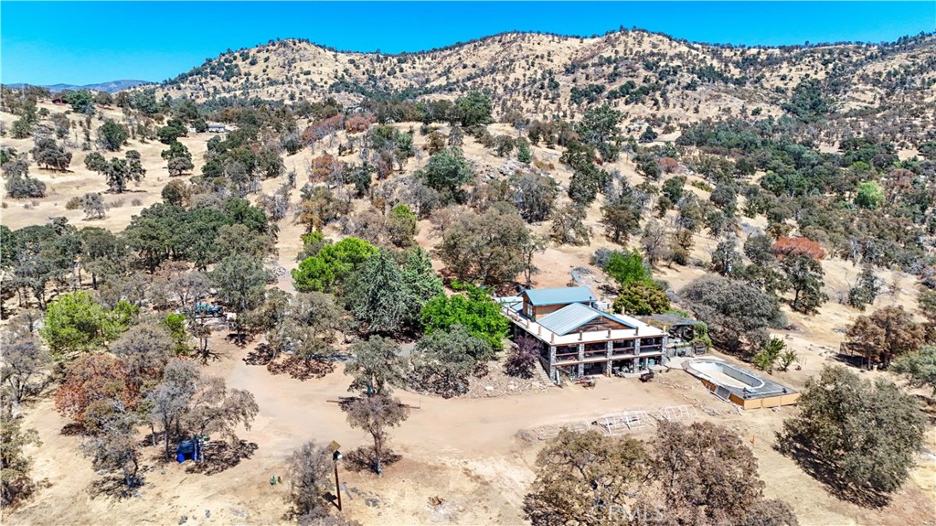 3013 Trower Rd, Catheys Valley, CA 95306