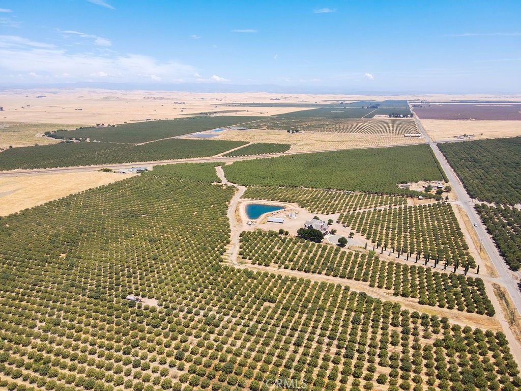 14950 Buchanan Hollow Rd, Le Grand, CA 95333