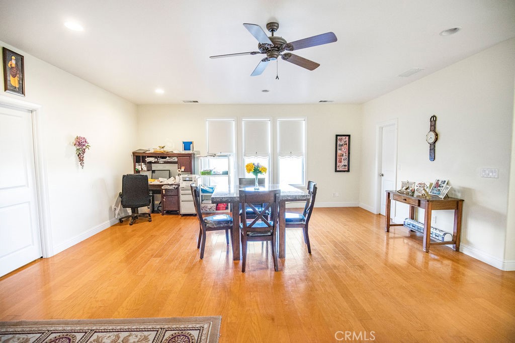 14950 Buchanan Hollow Rd, Le Grand, CA 95333