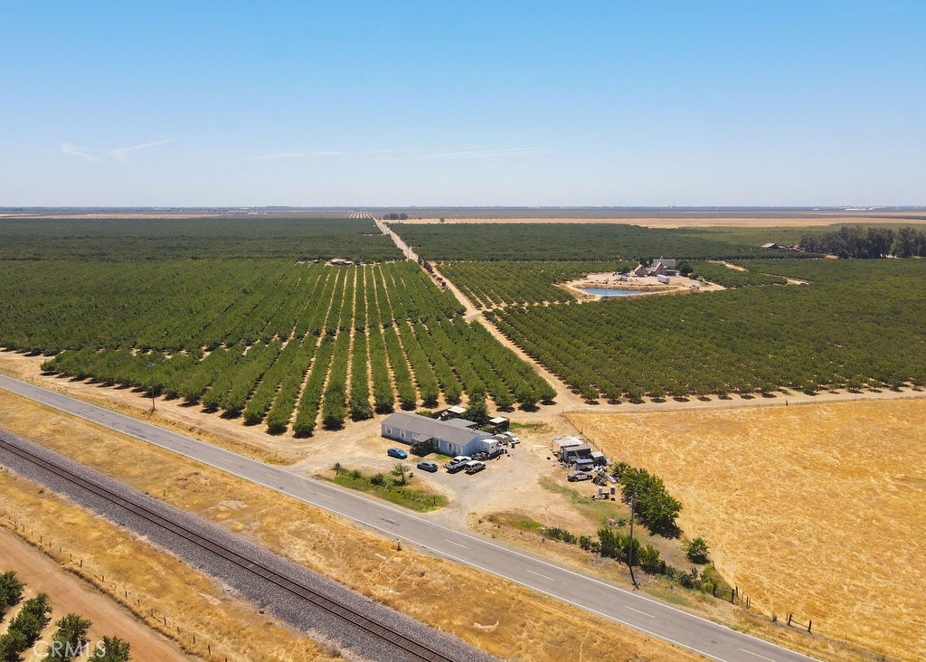 14950 Buchanan Hollow Rd, Le Grand, CA 95333