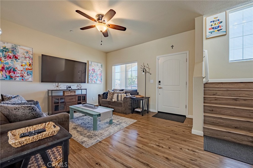 1338 Hermosa Dr, Merced, CA 95348